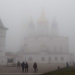Туманные прогулки в тобольском кремле. Фото